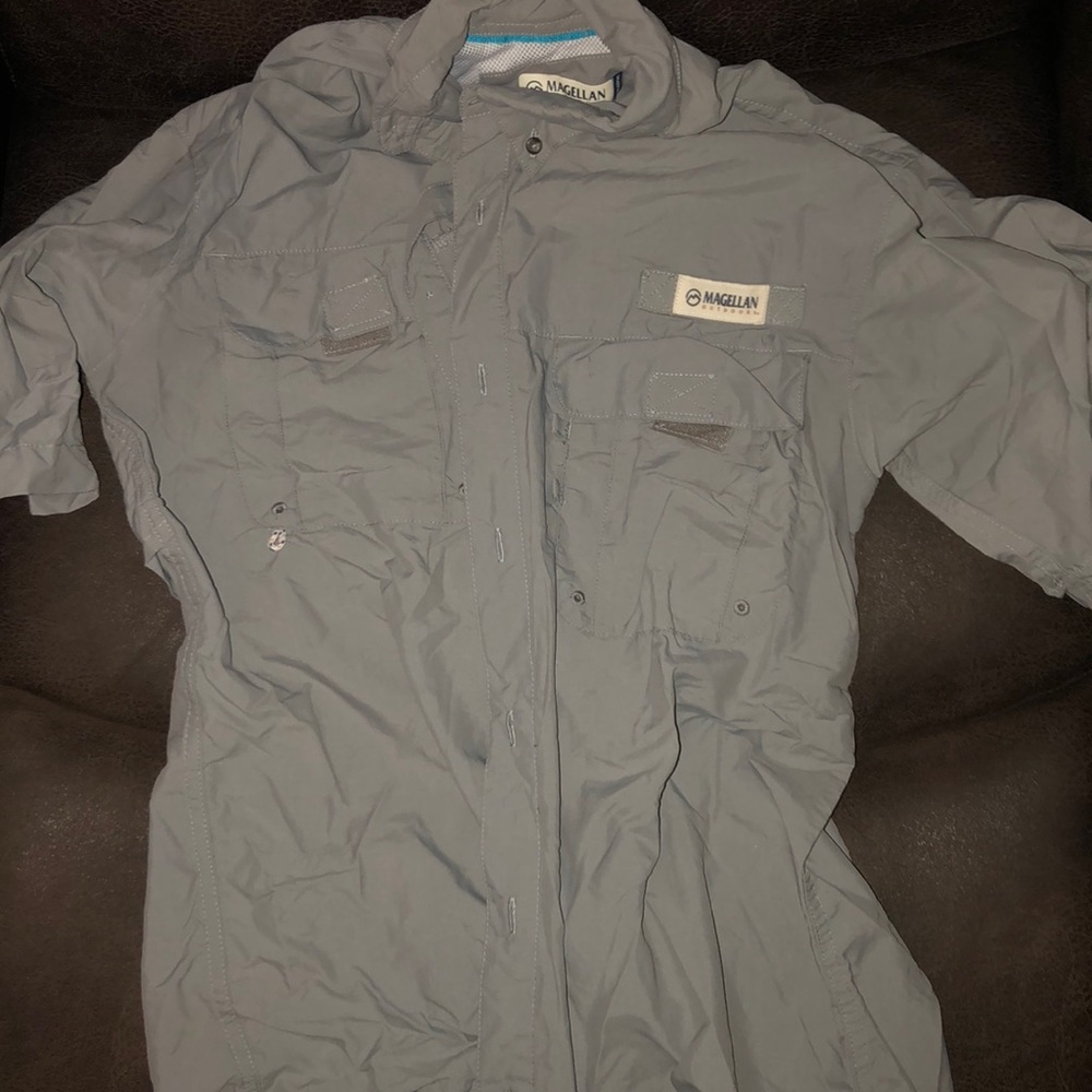 Men’s fishing shirt